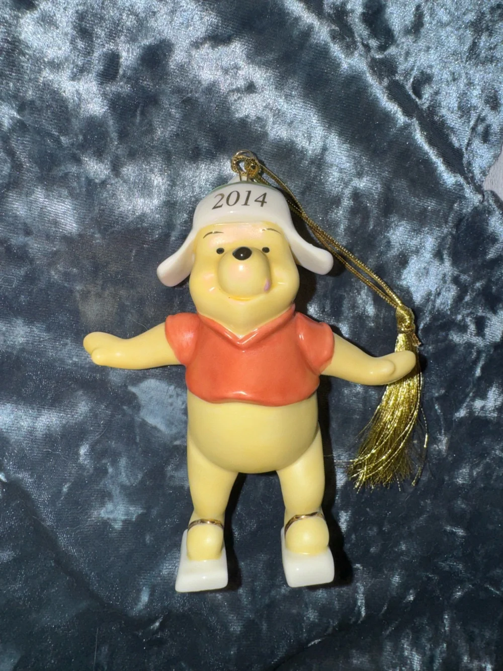 LENOX 2014 Playful Pooh Disney Showcase Christmas Ornament